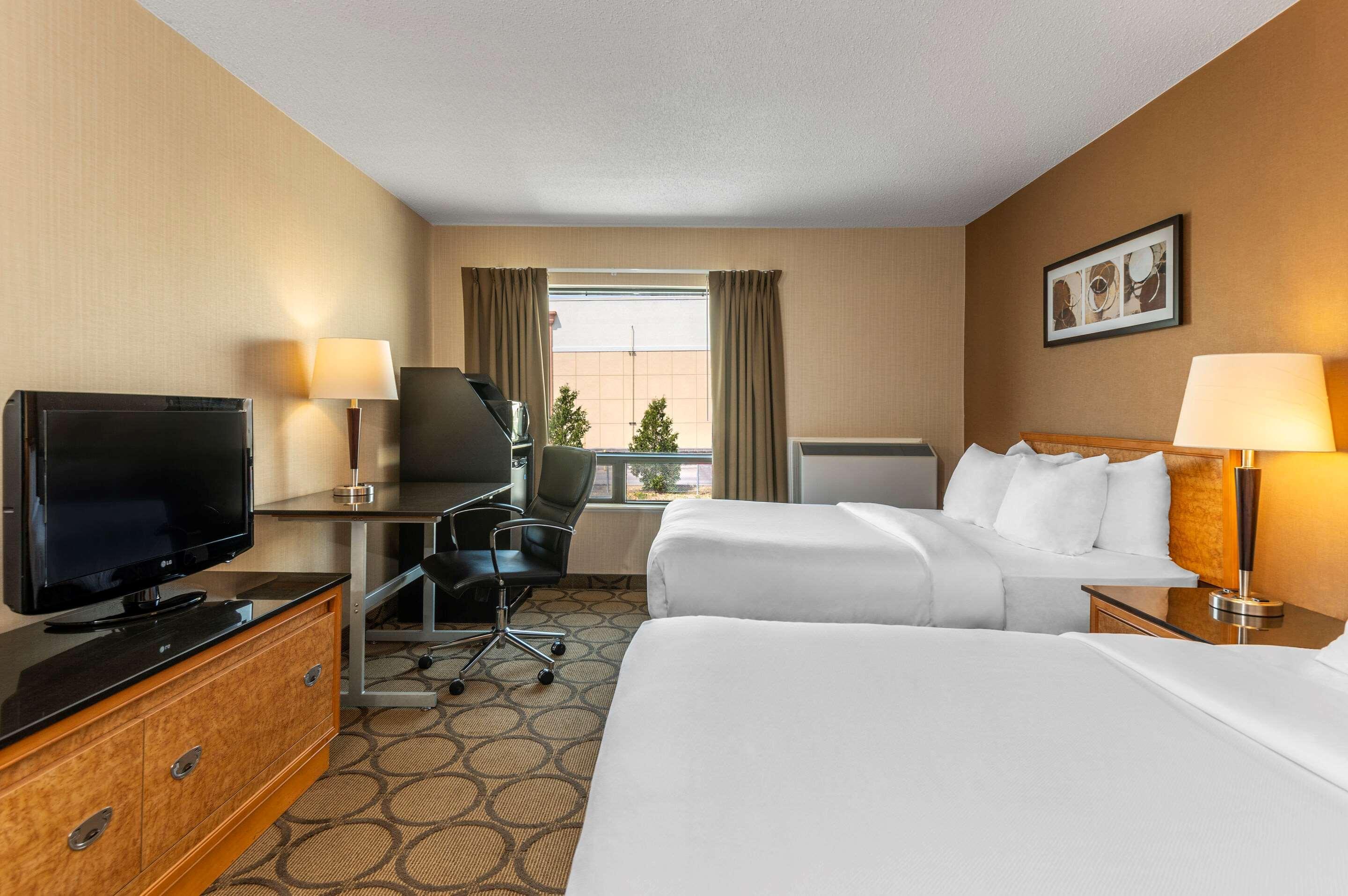 Comfort Inn Laval Buitenkant foto