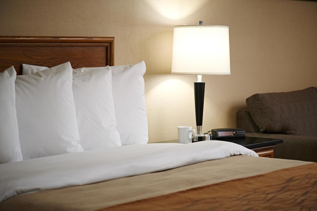 Comfort Inn Laval Buitenkant foto