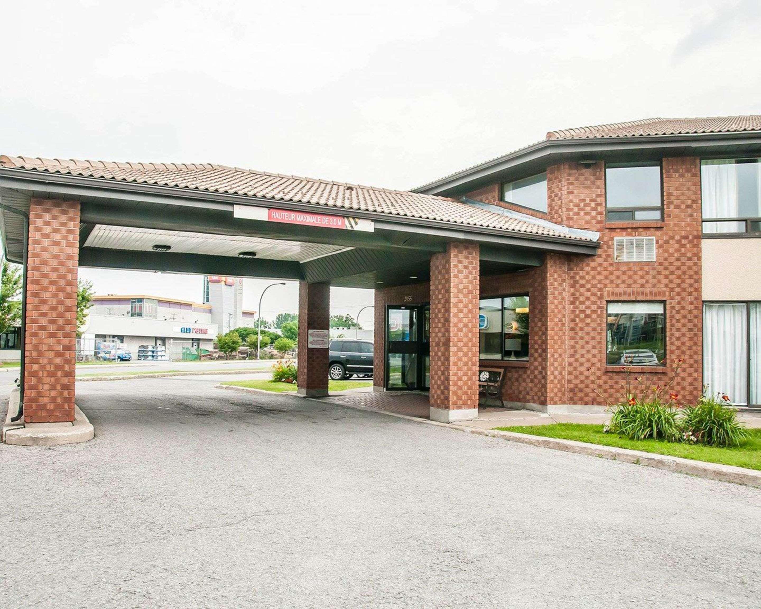 Comfort Inn Laval Buitenkant foto