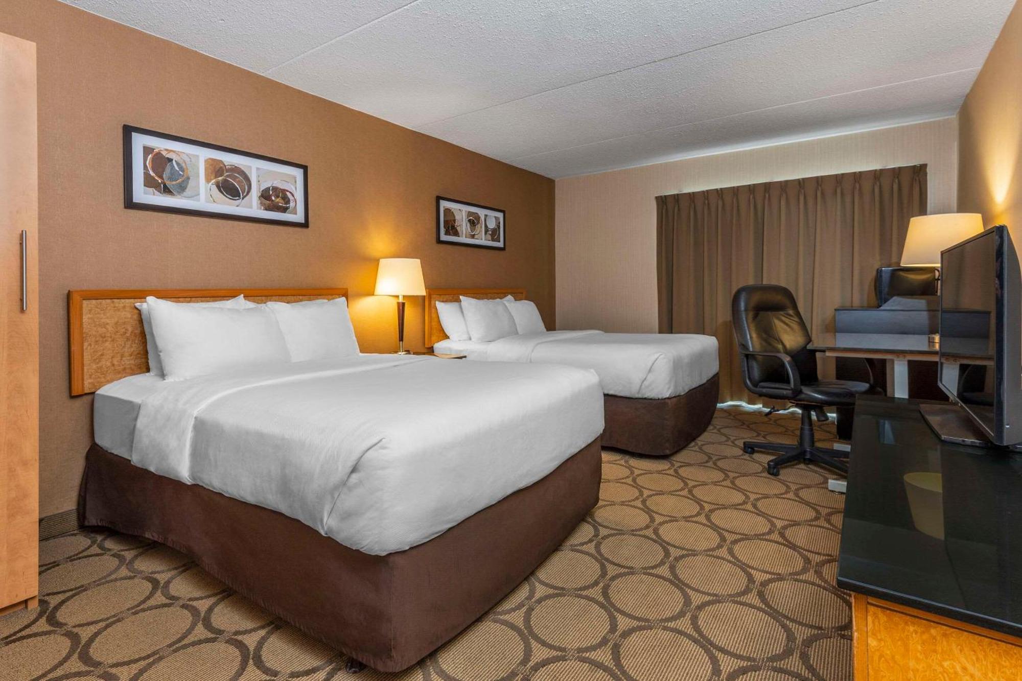 Comfort Inn Laval Buitenkant foto