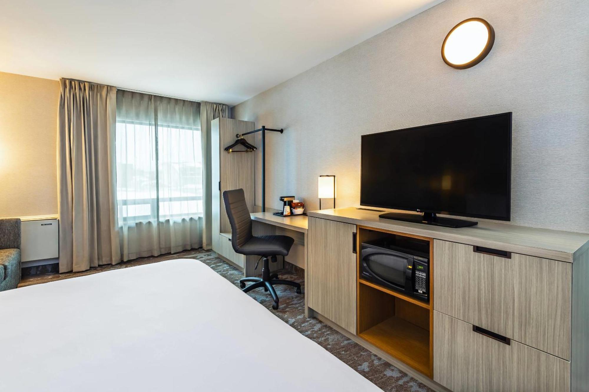 Comfort Inn Laval Buitenkant foto